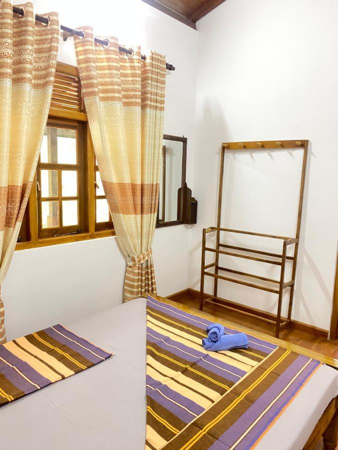 Bed and Breakfast Happy Feet Diyaluma Koslanda Exterior foto