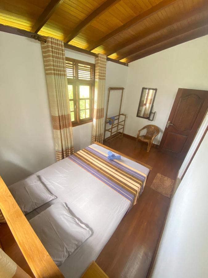 Bed and Breakfast Happy Feet Diyaluma Koslanda Exterior foto